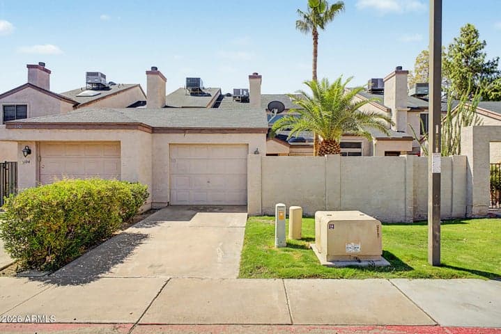 3301 E KELTON Lane #103, Phoenix, AZ