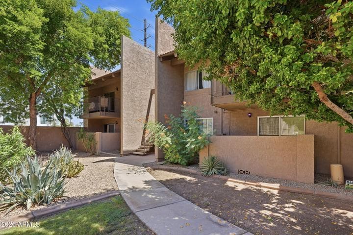 5525 E THOMAS Road #C2, Phoenix, AZ