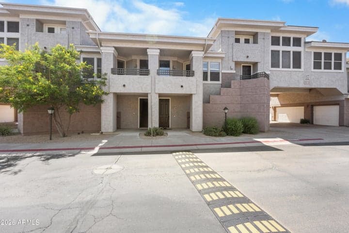 15221 N CLUBGATE Drive #2115, Scottsdale, AZ