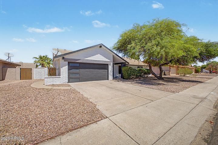 6030 W RIVIERA Drive, Glendale, AZ
