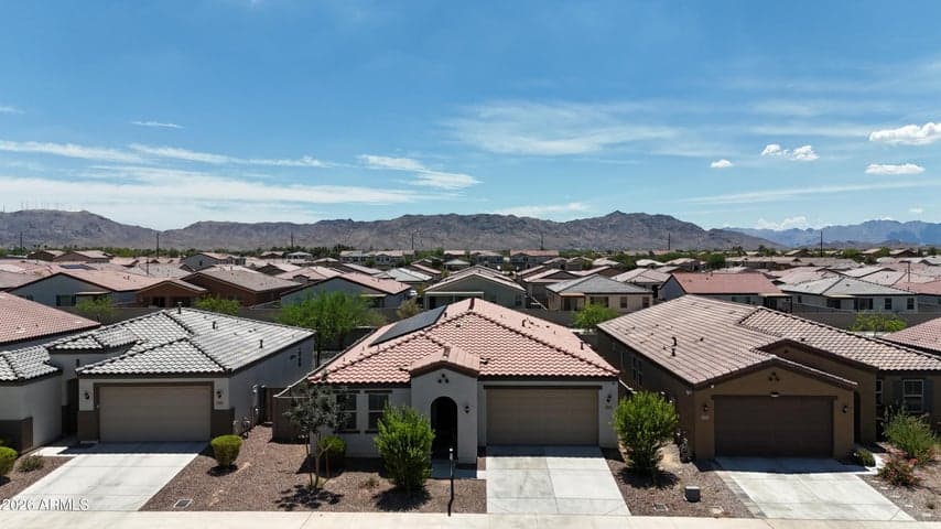 2413 W SUNLAND Avenue, Phoenix, AZ