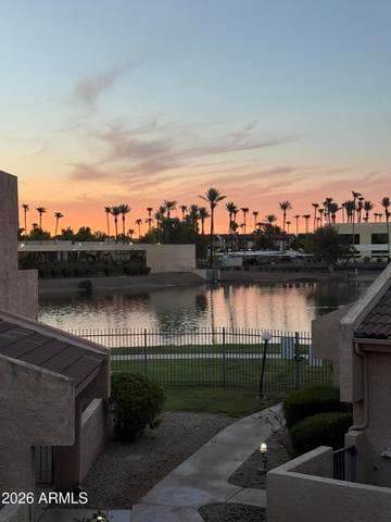 10828 N BILTMORE Drive #154, Phoenix, AZ