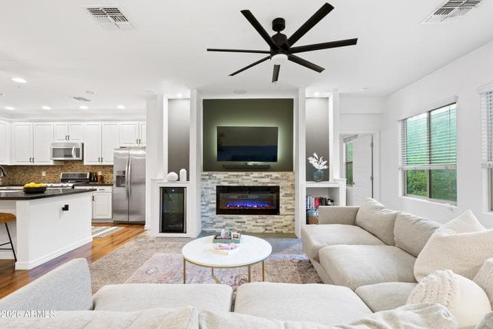 5550 N 16TH Street #155, Phoenix, AZ