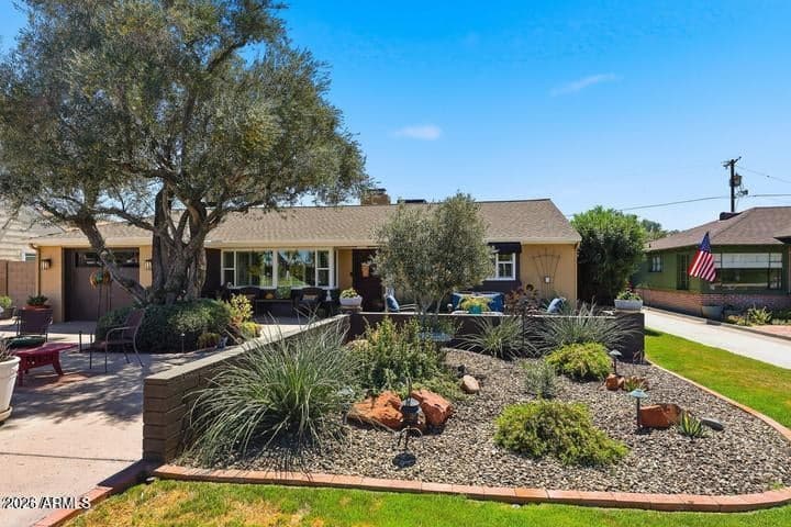 1609 W VIRGINIA Avenue, Phoenix, AZ