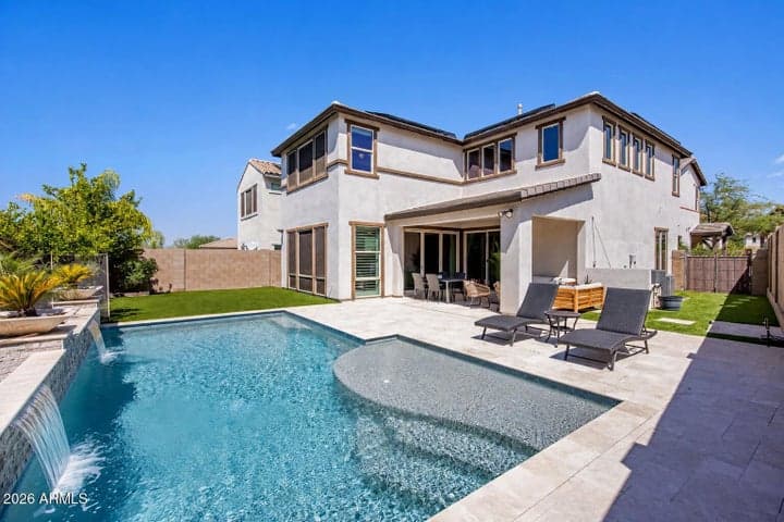 2323 W DUANE Lane, Phoenix, AZ