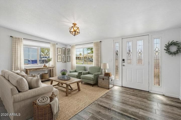 2218 E YALE Street, Phoenix, AZ