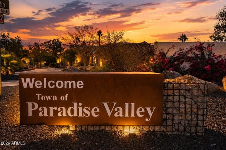 10401 N 52ND Street #210, Paradise Valley, AZ