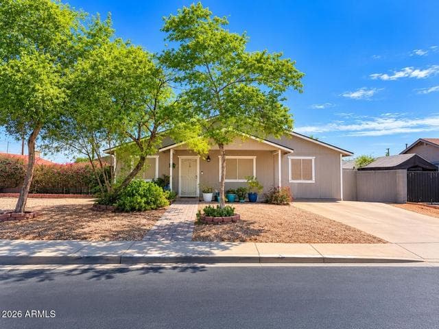 13421 N EL FRIO Street, El Mirage, AZ
