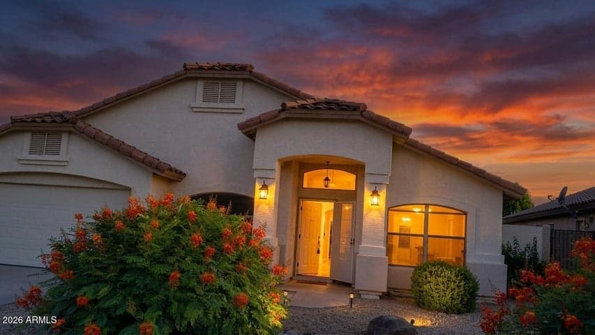 15325 W Honeysuckle Lane, Surprise, AZ
