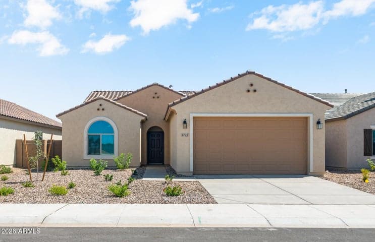 6723 W EBBETS Way, Florence, AZ