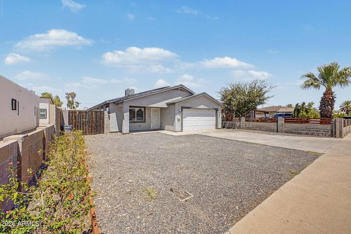 3828 W LATHAM Street, Phoenix, AZ