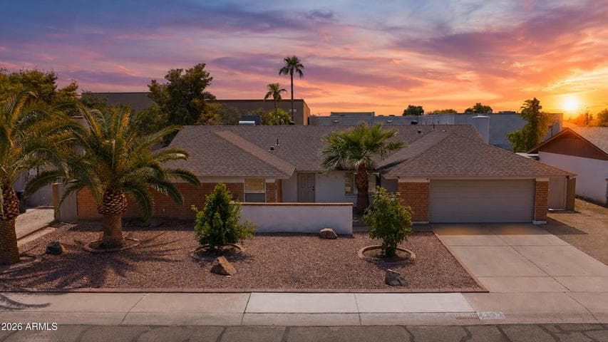 4237 W HARTFORD Avenue, Glendale, AZ