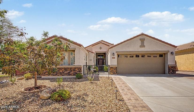 9535 W HARMONY Lane, Peoria, AZ