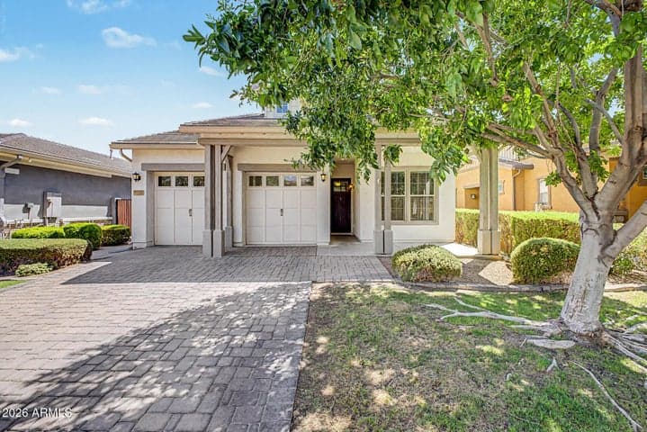 3047 E AUSTIN Drive, Gilbert, AZ
