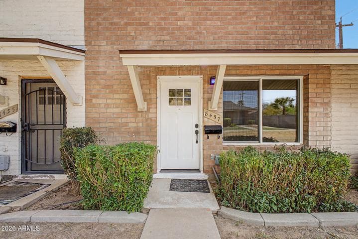 8457 E MONTEBELLO Avenue, Scottsdale, AZ