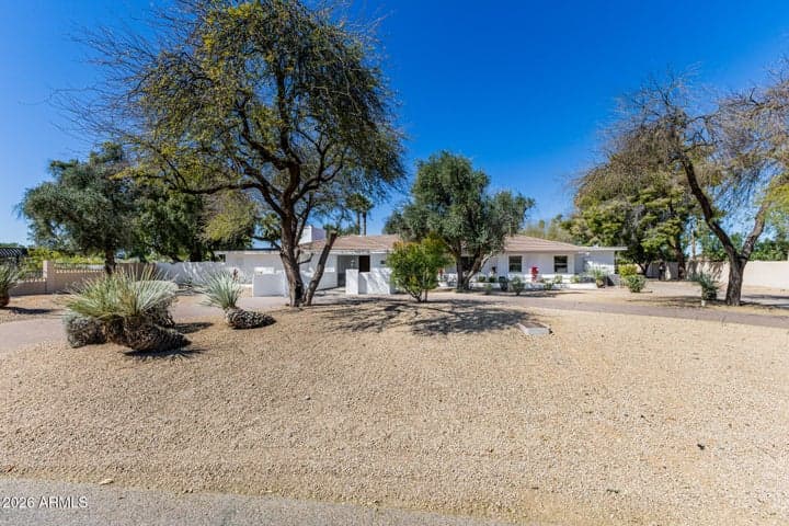 11832 N OAKHURST Way, Scottsdale, AZ
