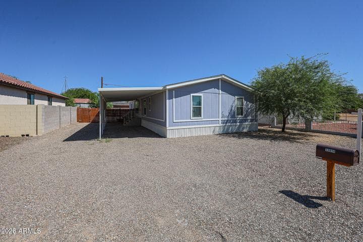13814 W STELLA Lane, Litchfield Park, AZ