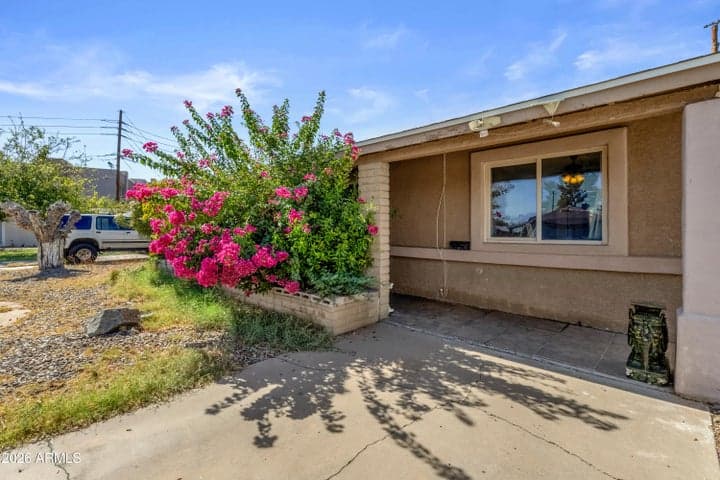 2426 W WELDON Avenue, Phoenix, AZ