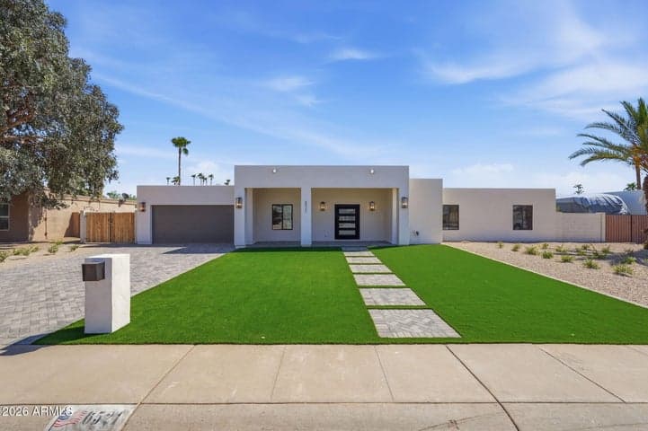 6521 E SHARON Drive, Scottsdale, AZ