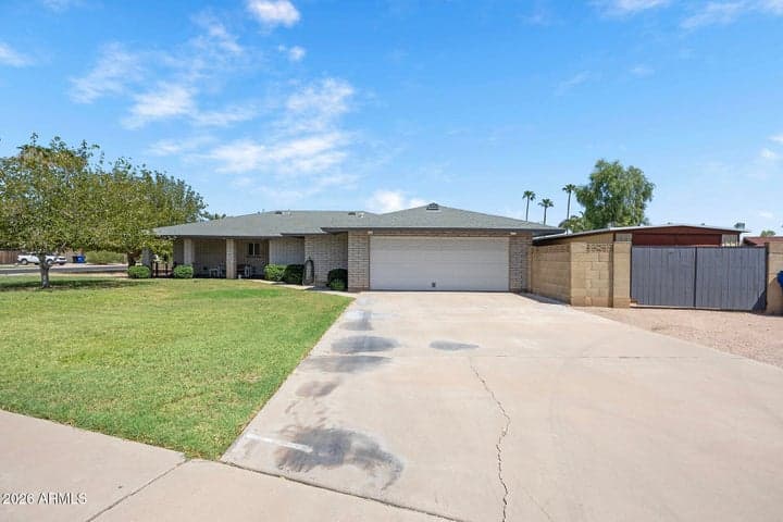 1709 N GENTRY Circle, Mesa, AZ