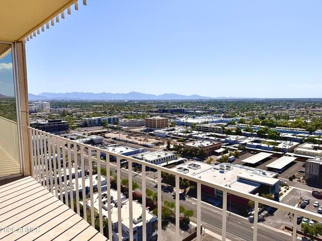 207 W CLARENDON Avenue #20C, Phoenix, AZ