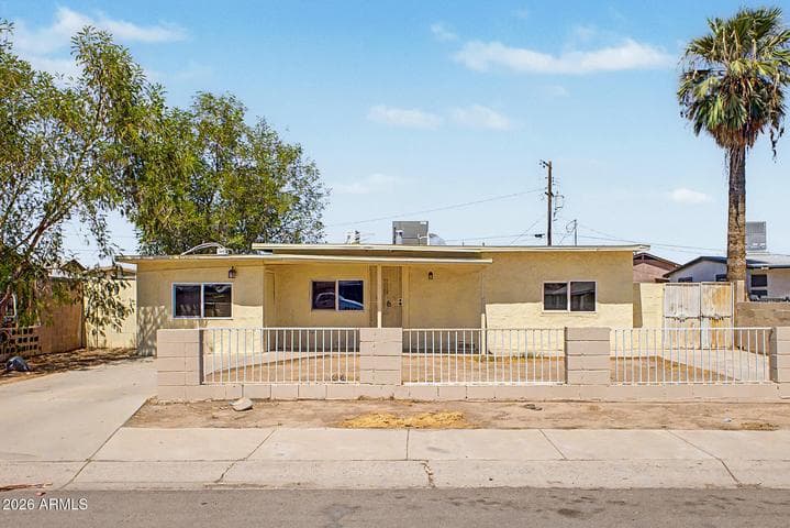 3130 W ALMERIA Road, Phoenix, AZ