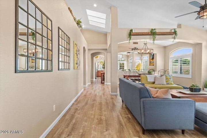 232 W LOS ARBOLES Drive, Tempe, AZ