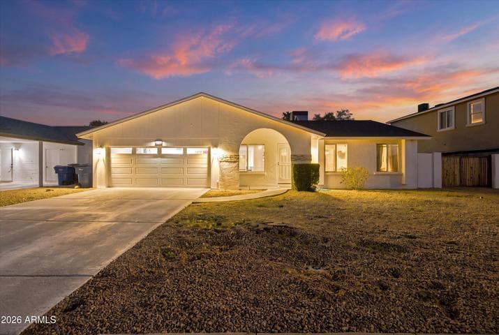2353 E HAMPTON Avenue, Mesa, AZ
