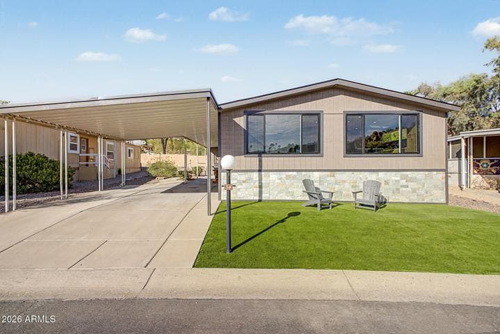 2233 E BEHREND Drive #34, Phoenix, AZ