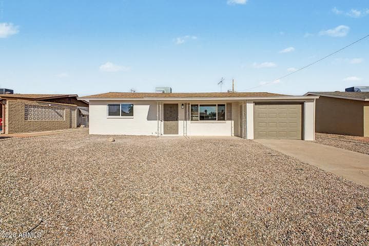 1225 S LAWTHER Drive, Apache Junction, AZ