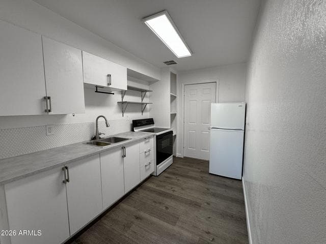 1320 N 48TH Place #2, Phoenix, AZ
