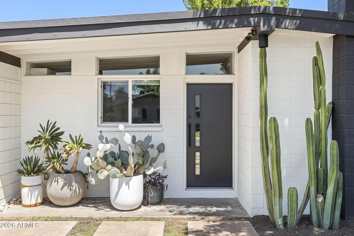3402 E SELLS Drive, Phoenix, AZ
