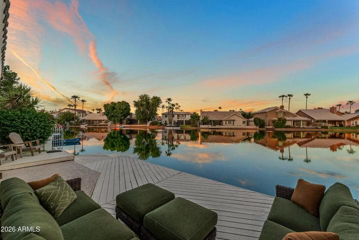 521 S MARINA Drive, Gilbert, AZ