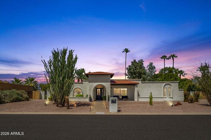 5712 E WINDROSE Drive, Scottsdale, AZ