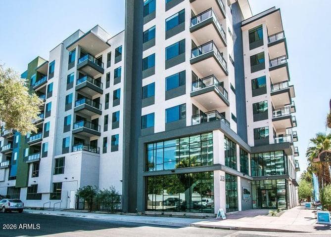 3131 N CENTRAL Avenue #7019, Phoenix, AZ