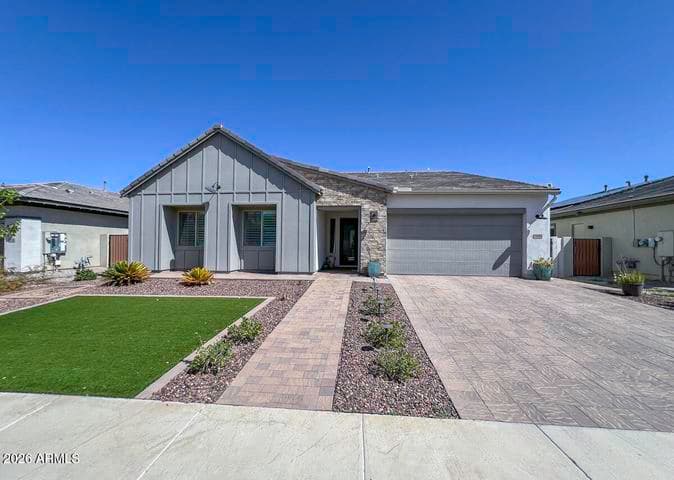 1540 E San Carlos Way, Gilbert, AZ