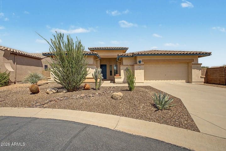 8177 S BULL DOG Court, Gold Canyon, AZ