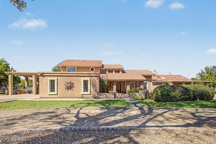 2694 E PAGE Avenue, Gilbert, AZ