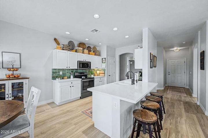 6310 S WHITE Place, Chandler, AZ