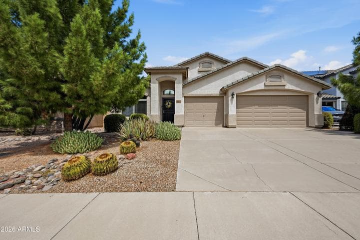 912 E JULIE Avenue, San Tan Valley, AZ