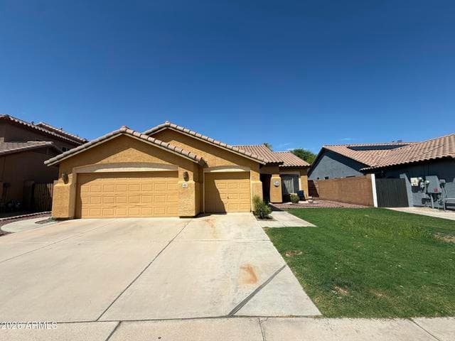 6852 W LINDA Lane, Chandler, AZ