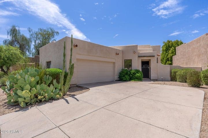 6826 N 83RD Street, Scottsdale, AZ