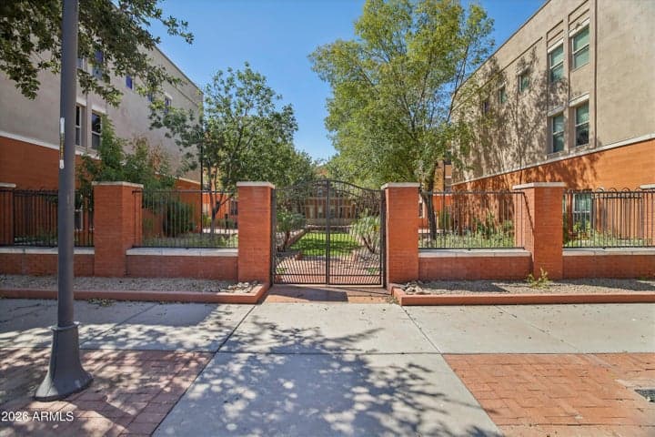 543 W 6TH Street, Tempe, AZ