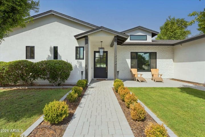 3302 N 51ST Street, Phoenix, AZ