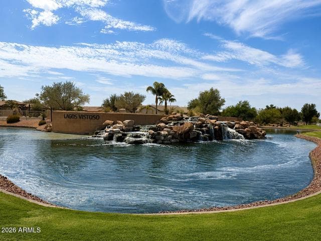 879 E Bellerive Place, Chandler, AZ