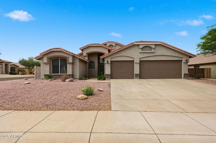 10414 W DALEY Lane, Peoria, AZ