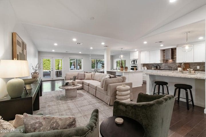 2945 N 47TH Place, Phoenix, AZ