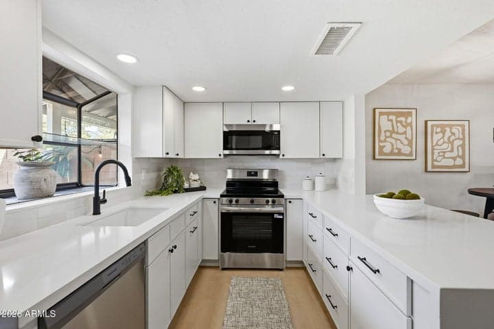 4841 E KACHINA Trail #3, Phoenix, AZ