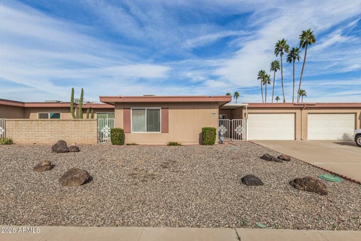 9806 W LANCASTER Drive, Sun City, AZ