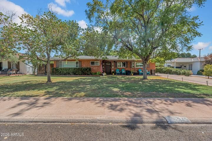 345 E ORANGE Drive, Phoenix, AZ